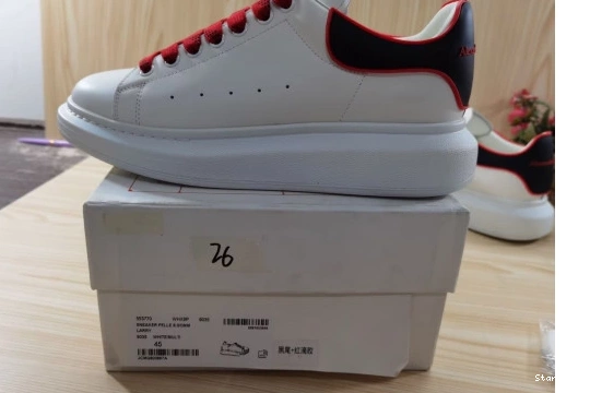  Nike Vomero  Zoom Oatmeal FB8825-111  5 0819